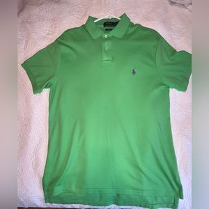 Ralph lauren men’s medium polo.  Bright green. Great condition barely worn